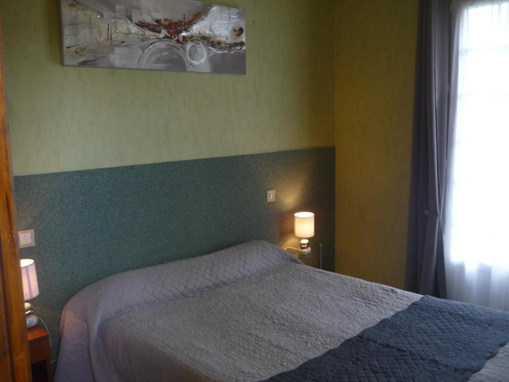 Le Miramont Bed & Breakfast Orincles Rom bilde